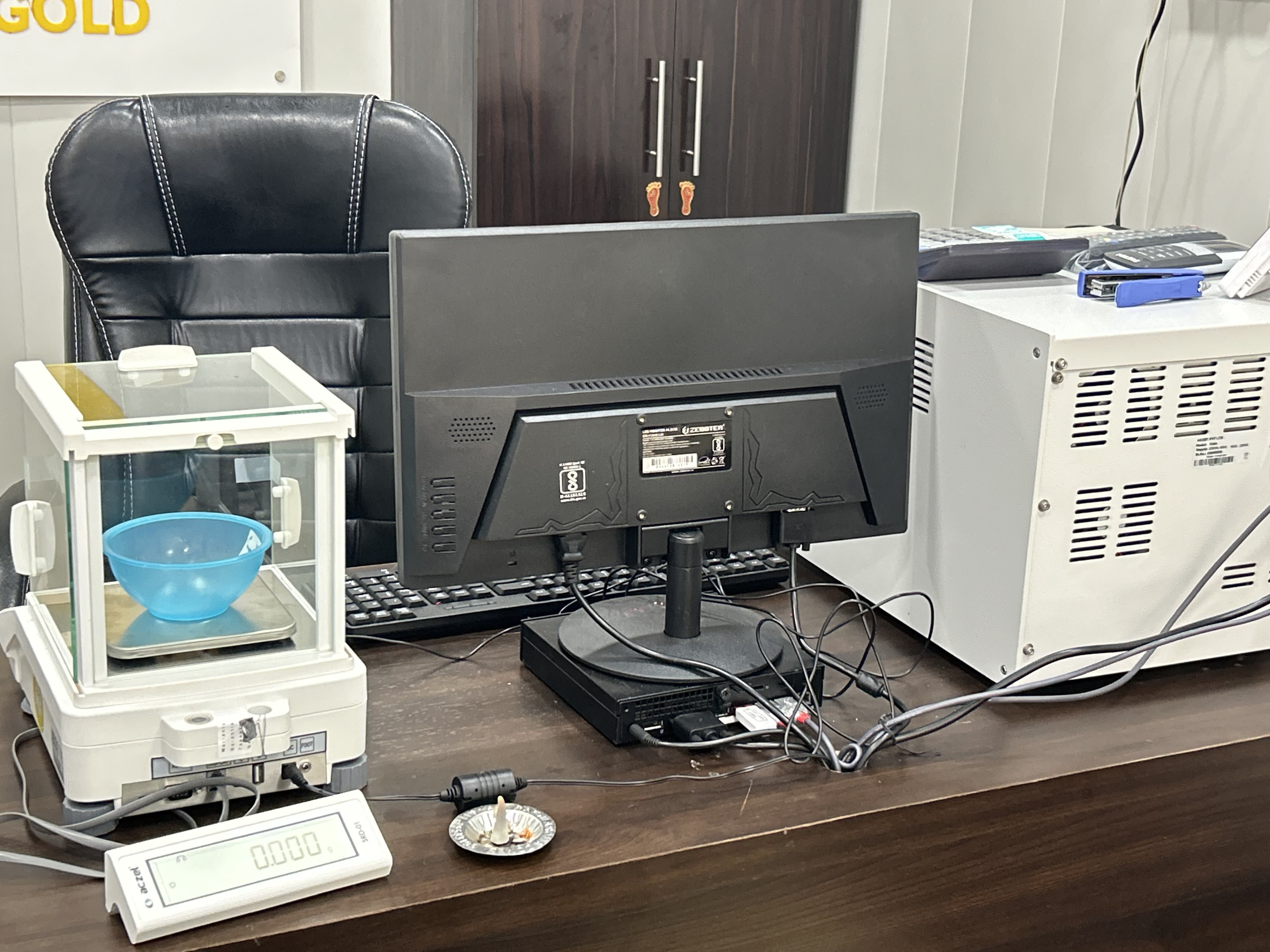 Sell Gold in Shalimar Bagh Delhi